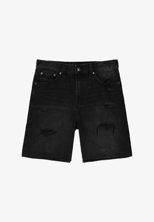Schwarze Jeansshorts mit abgenutzten Rissen an den vorderen Oberschenkeln, Fünf-Taschen-Design und ausgefransten Saumkanten.
