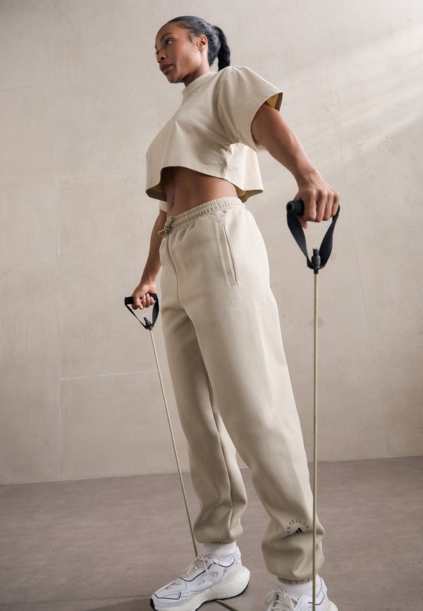 CROP - Basic T-shirt - desert sand3