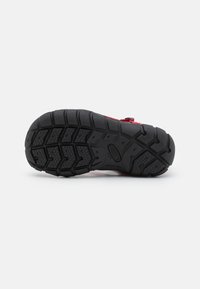 Keen SEACAMP II CNX CHILDREN UNISEX - Pārgājienu sandales - racing red/gargoyle
