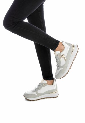 XTI Zapatillas - white