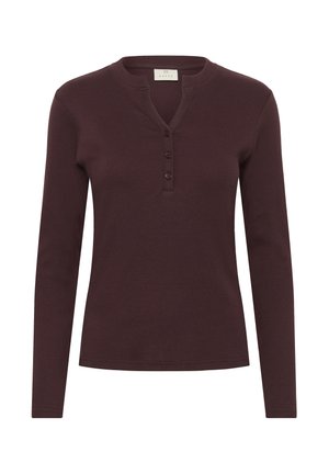 Tricou cu mâneci lungi, tip henley, în nuanță de burgund, realizat dintr-un material în dungi, cu un decolteu mic și o închidere cu trei nasturi. Textură netedă.