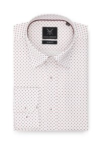 Biała koszula slim-fit z małym czerwono-czarnym wzorem geometrycznym, z kołnierzykiem zapinanym na guziki i jedną kieszenią na lewej piersi.