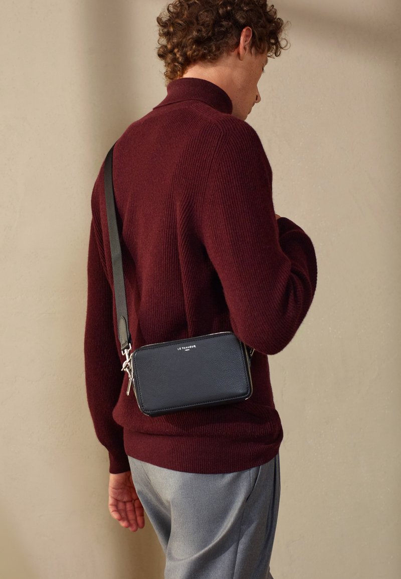 Le Tanneur EMILE - Borsa a tracolla - black