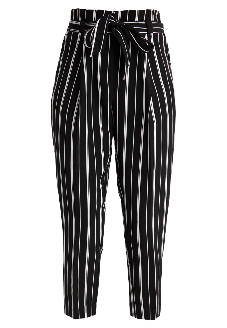 New Look Petite Trousers black (Pre-owned) Zalando