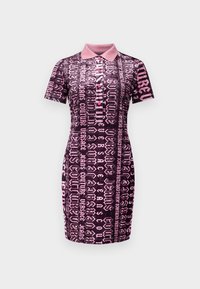 Selected, plum/polignac