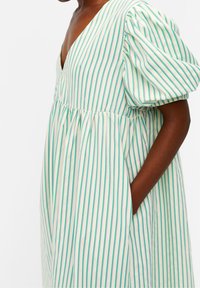 Object Maxikjoler - off-white