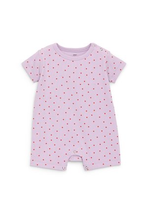 Barboteuse courte à manches courtes pour bébé violet clair avec petits pois rouges, fermeture pression aux épaules et à l’entrejambe pour faciliter l’habillage et le change.