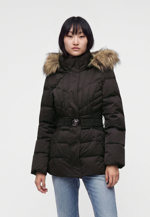 Guess, Пухено яке - jet black