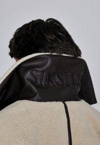 SIKSILK SHERPA - Jakna od flisa - beige