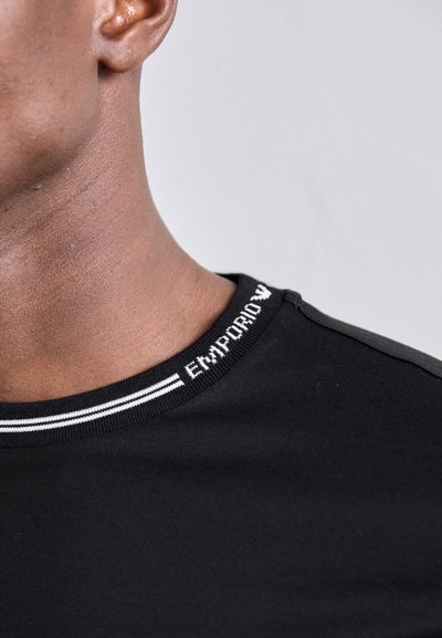 Emporio Armani Camiseta básica - nero