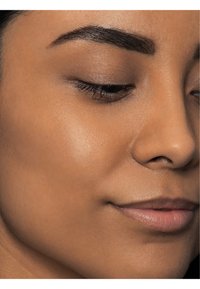Milani 2-IN-1 FOUNDATION + CONCEALER - Foundation - warm sand