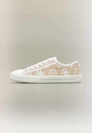 Guess, CAREY2 - Baskets basses - white