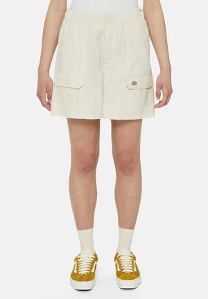 Helle beige Shorts aus leichtem Material, mit einem elastischen Bund und zwei Front-Cargotaschen mit einem Logodetail.