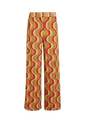 Weite Hose mit einem wellenförmigen Muster in Rot, Grün und Gelb auf einem strukturierten Stoff. Elastischer Bund für Komfort und Bequemlichkeit.