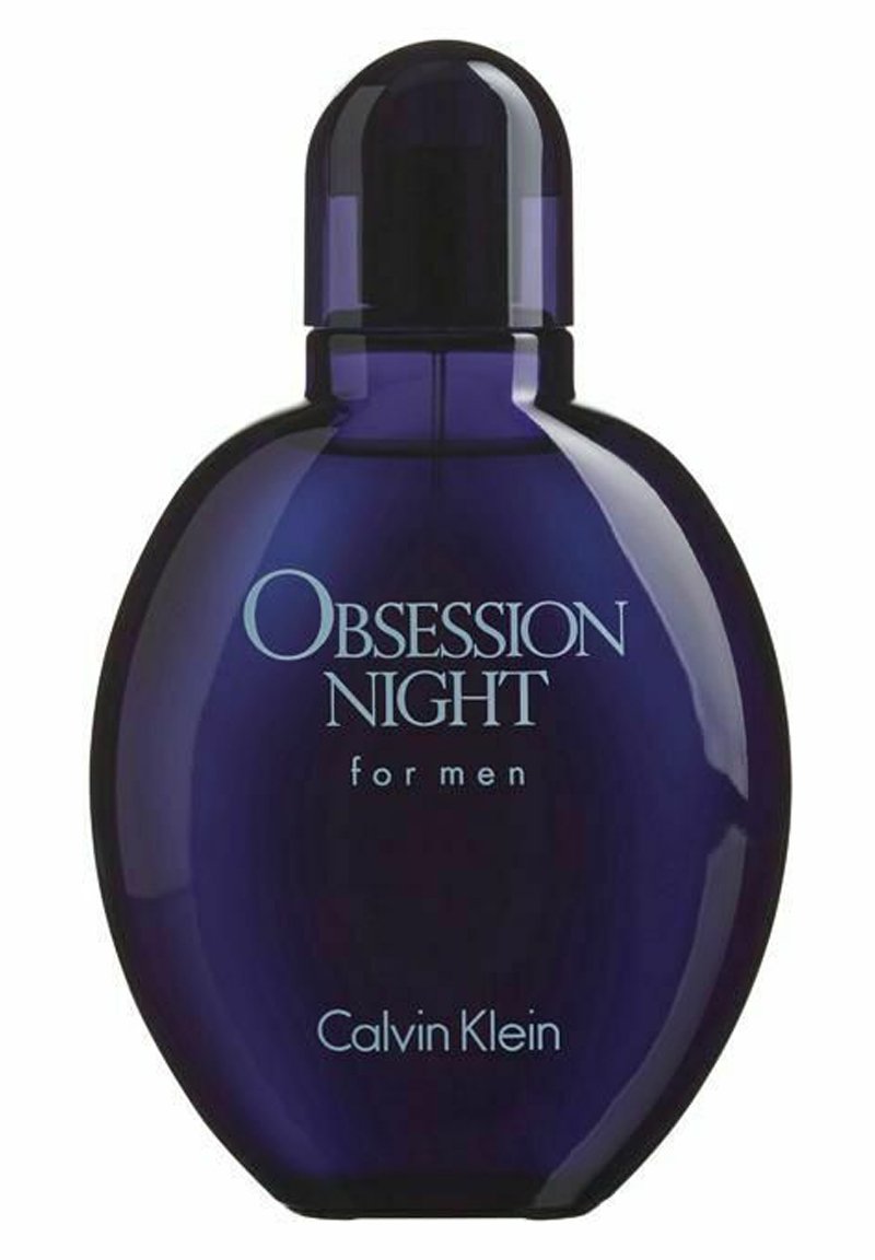 Obsession Night for Men fra Calvin Klein; oval mørkeblå flaske med en afrundet hætte og hvid tekst på forsiden. Glat overfladefinish.