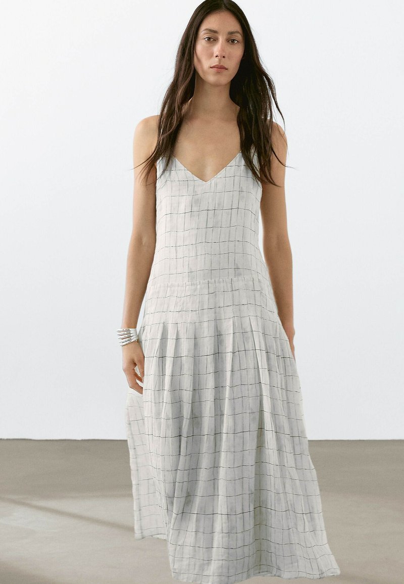 Massimo Dutti - CHECK - Maxi dress - white, Enlarge