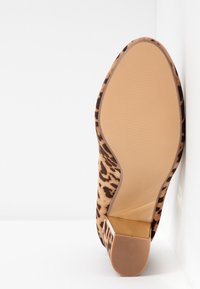 Dorothy Perkins High heels - brown