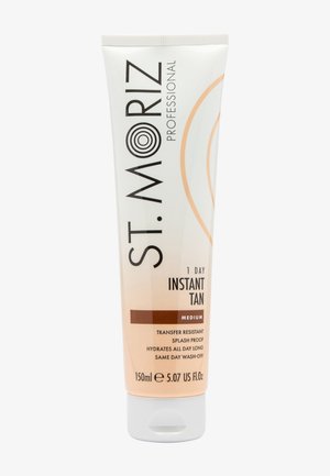 Tube professionnel St. Moriz 150 ml de lotion autobronzante instantanée d'intensité moyenne pour 1 jour, résistante au transfert, anti-éclaboussures, hydrate, se lave le jour même.