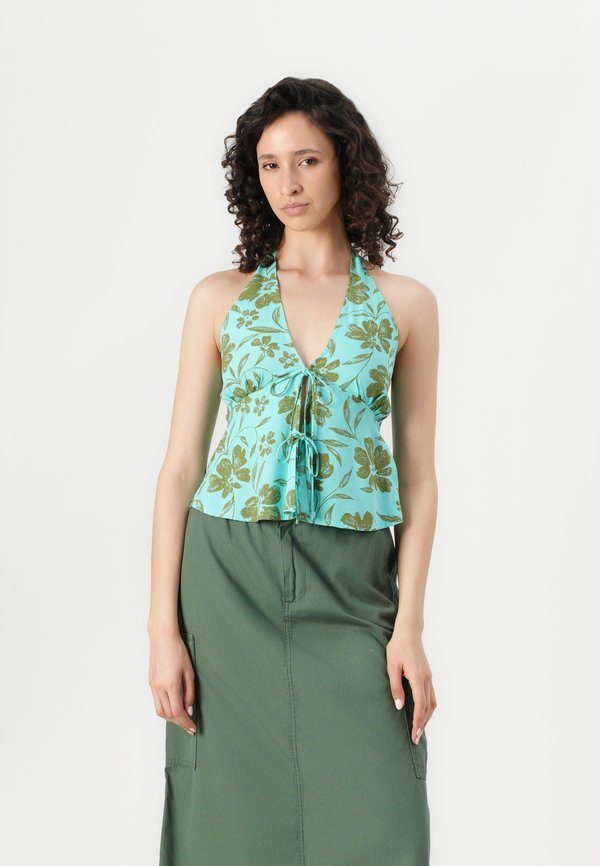 YOUR DREAM  - Top - poolside3