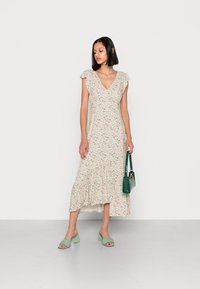 Even&Odd Vestido de dia - pink
