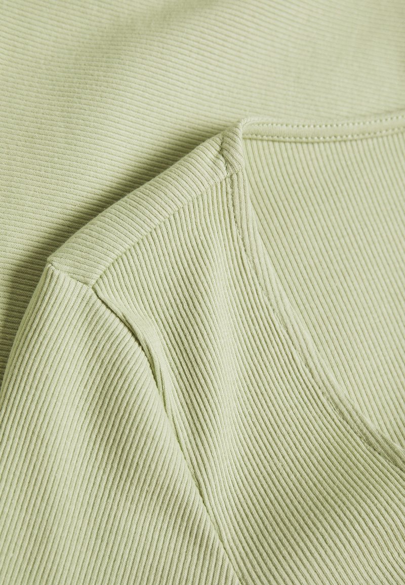 Damen Kleider | Monki Langarmshirt green dusty light/hellgrün - RC01942 Damen Kleider | Monki Langarmshirt green dusty light/hellgrün - RC01942