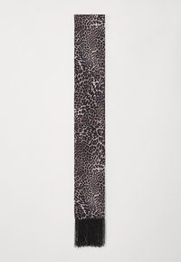 Sciarpa con stampa leopardo in tonalità di rosa e nero. Design lungo e elegante con frange alle estremità, realizzata in materiale morbido e leggero.