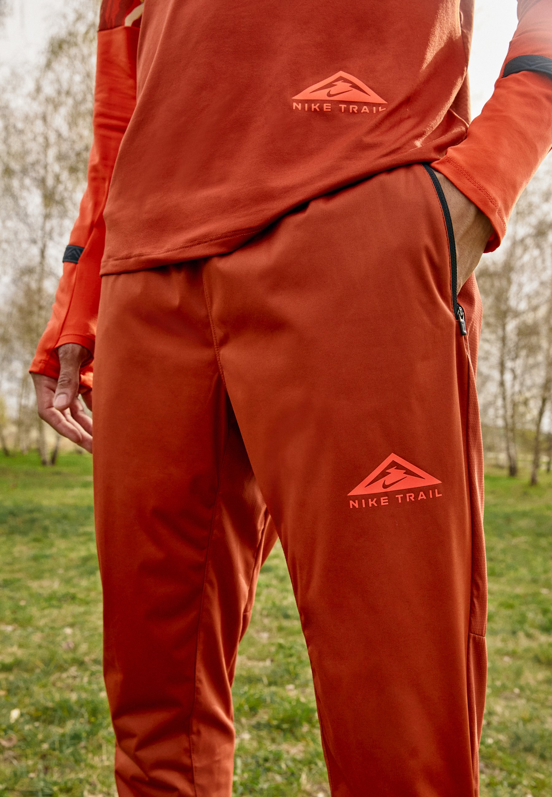 Nike Performance TRAIL - Trousers 
