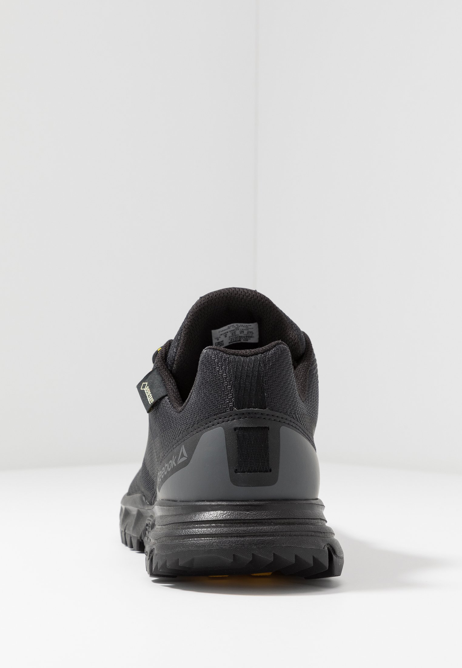 reebok sawcut 7.0 gtx