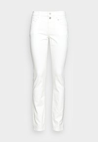 Jeans blancos de corte slim, fabricados en denim. Cuentan con un diseño clásico de cinco bolsillos y cierre de doble botón en la cintura.