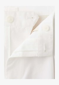 Non sélectionné, off white