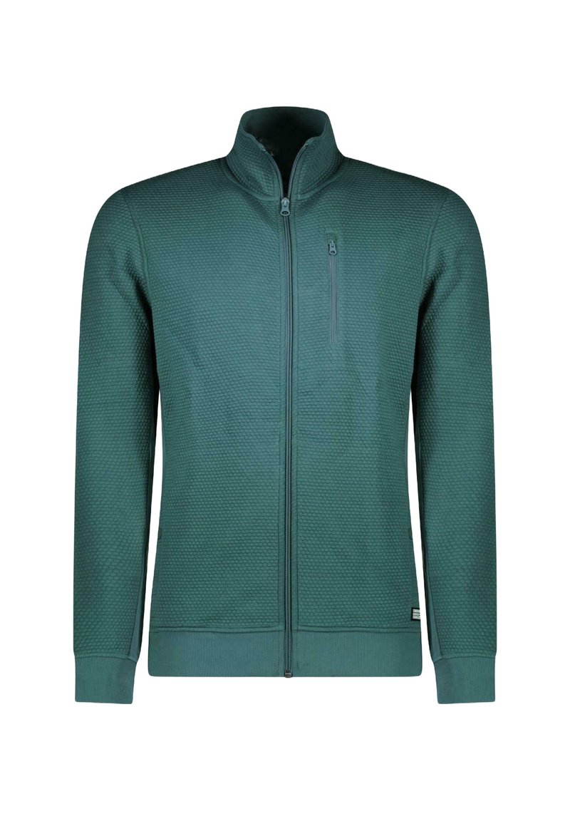 Groene ritssluitingjas van gestructureerde stof, met een hoge kraag, ribgebreide manchetten en een klein ritszakje op de borst.