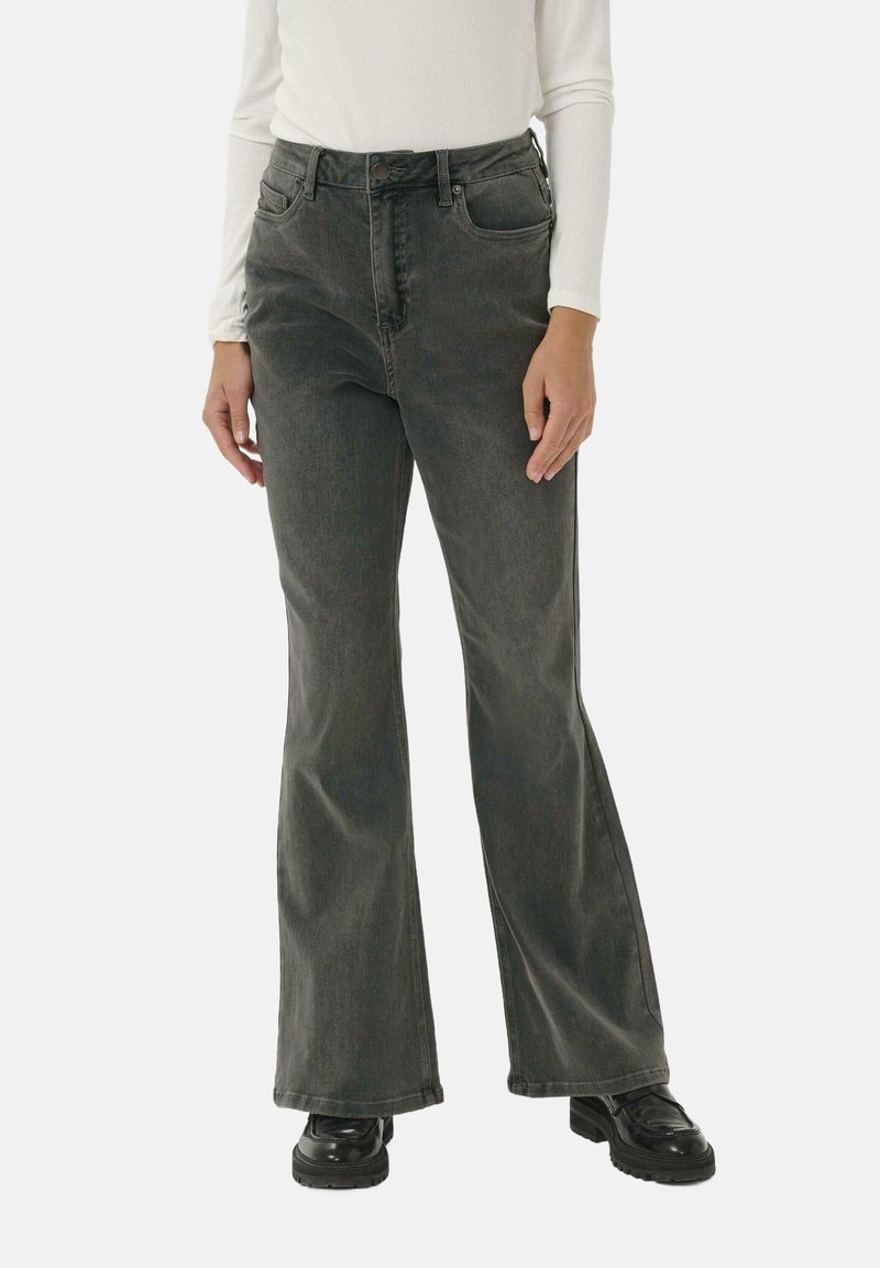Kaffe KASINEM - Flared-farkut - medium grey denim