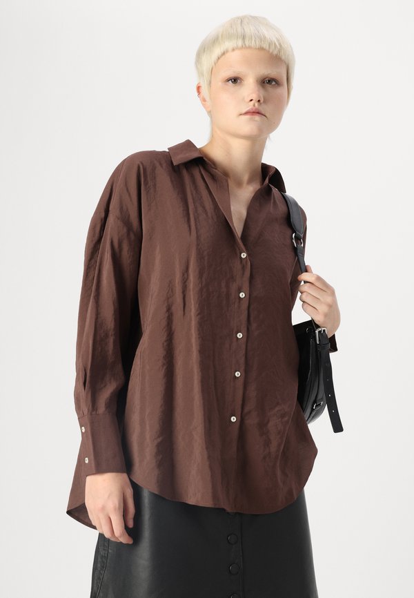 ONLZAZIMA LOOSE - Button-down blouse - chestnut3