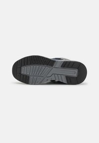 Thumbnail Image 6