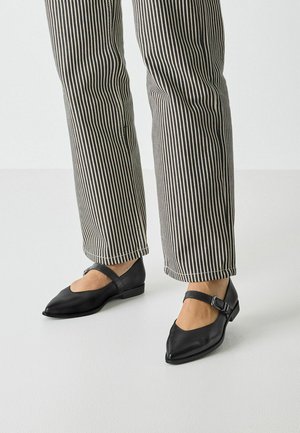 Ballerine con cinturino - black leather