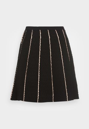 Falda acampanada - black