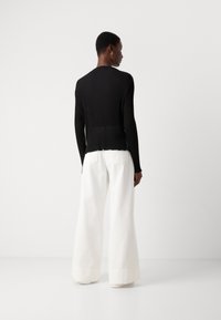 Marc Cain Top s dlhým rukávom - dark jade green