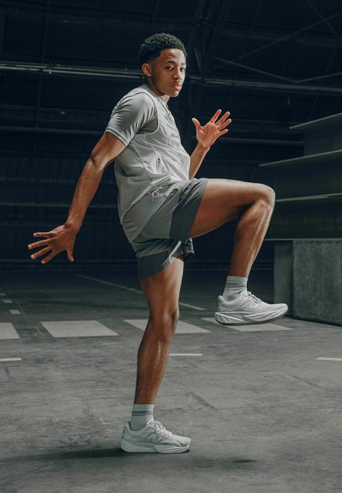 New Balance FuelCell Rebel v5 Wide Grey Matter/ Silver Metallic — photo 2