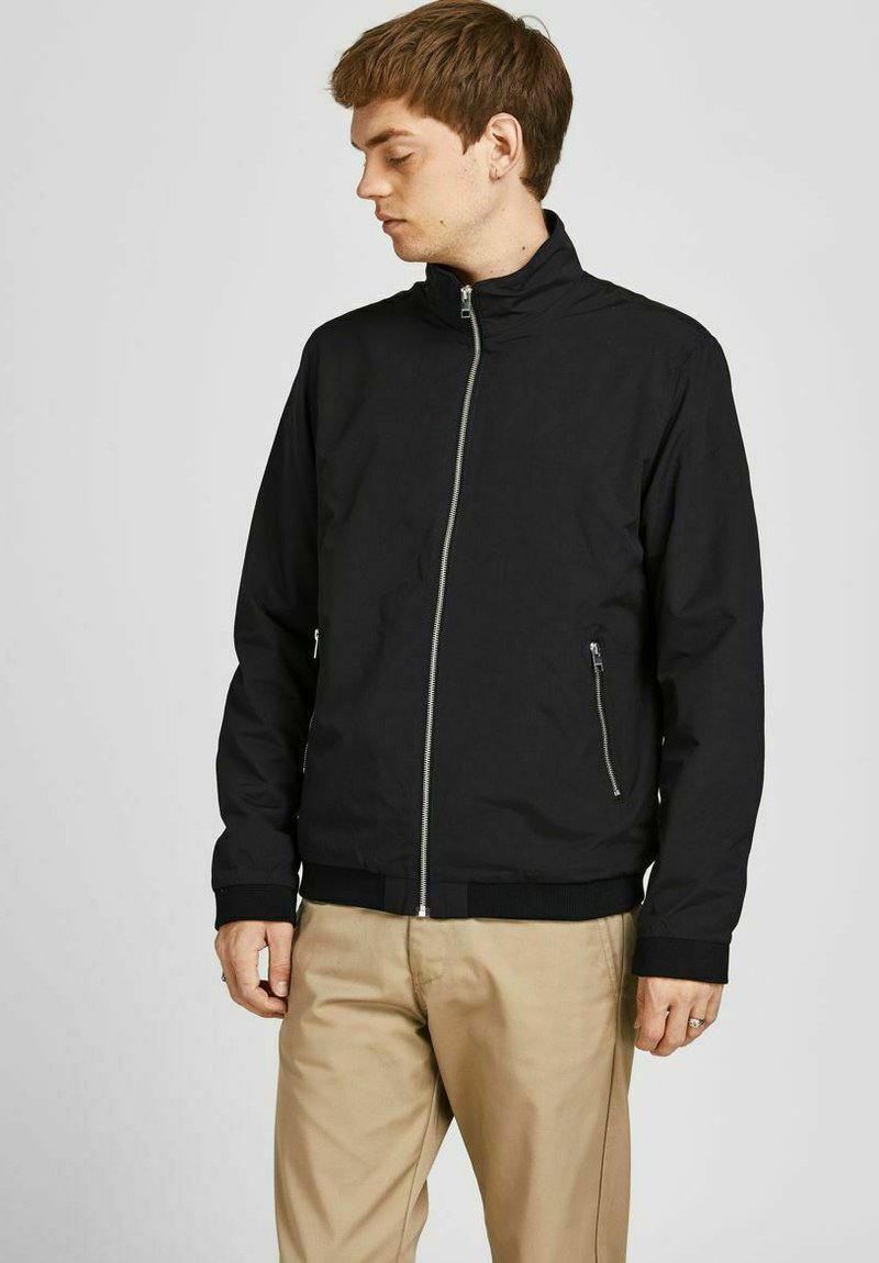 Jack & Jones - JJERUSH HARRINGTON  - Bombertakki - black, Suurenna