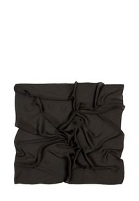 Czarna tkanina ułożona w fałdy, posiadająca subtelny wzór teksturowy z małymi kropkami. Miękki, lekki i gładki materiał.