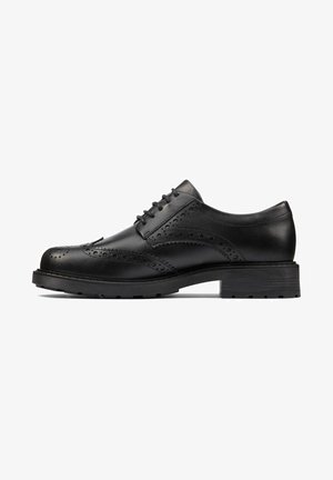 Schwarze Brogue-Halbschuhe aus glattem Leder, mit perforierten Details, runder Spitze und einer robusten Gummisohle.
