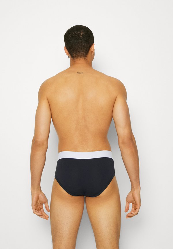 LARIAR 3 PACK - Briefs3