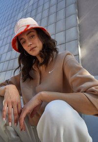 Nike Sportswear W NSW STYLE FLC CROP 3Q POLO - Camisola - beige