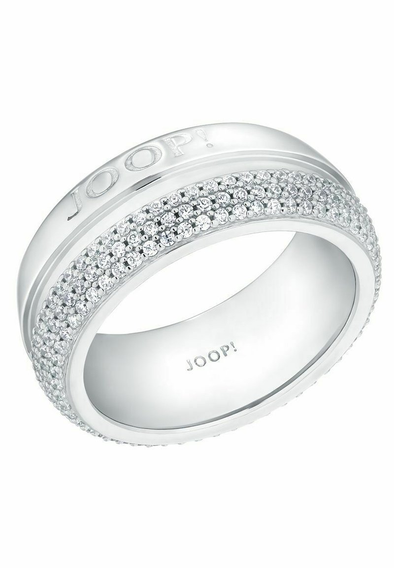 Silberner Ring mit polierter Oberfläche, der ein zentrales Band aus klaren Kristallen aufweist. Auf der Oberfläche eingraviert "JOOP!", mit Design, das glatt und rund ist.
