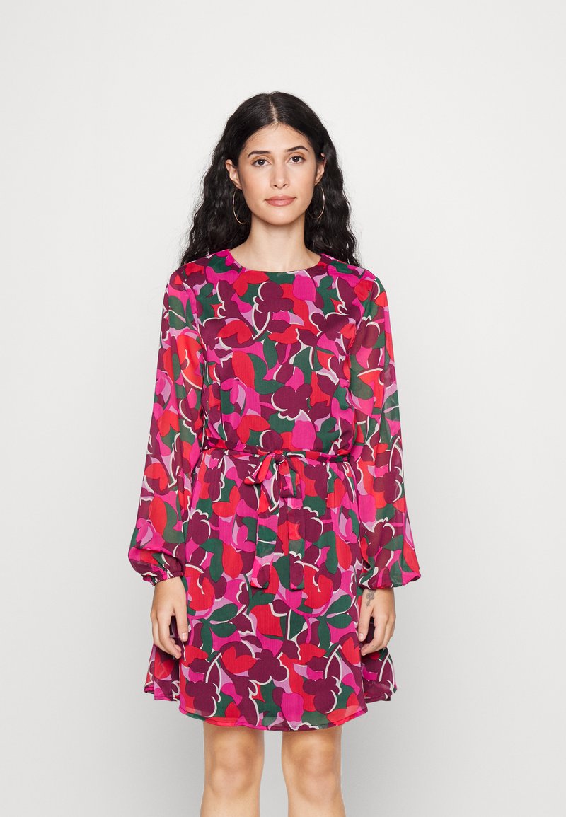 VILA Petite VIZALLY  - Vestido de dia - fired brick