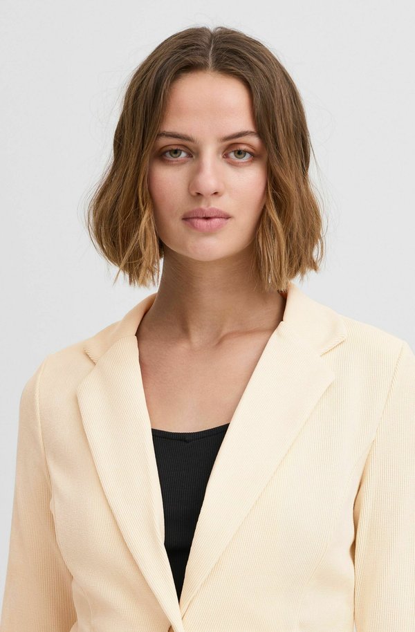 IHKATE - Blazer - almond milk3