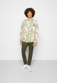 G-STAR BRONSON SLIM  - Chinos - bronze green