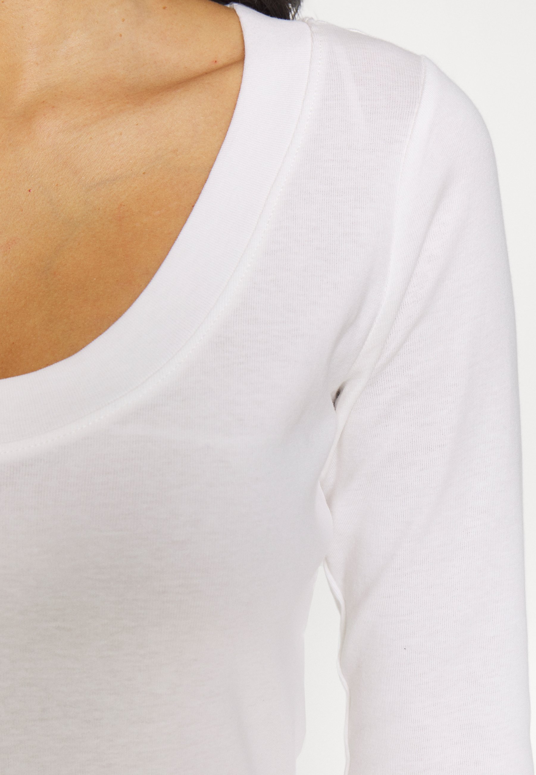 edc by Esprit CORE WIDE Topper langermet offwhite edc by Esprit COLOURBLOCK - Topper langermet - off white