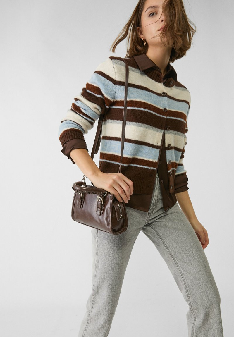 Stradivarius Kabelka - brown