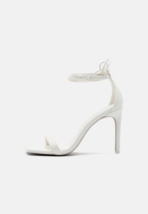 Call it Spring KATSIA - Ψηλοτάκουνα πέδιλα - white